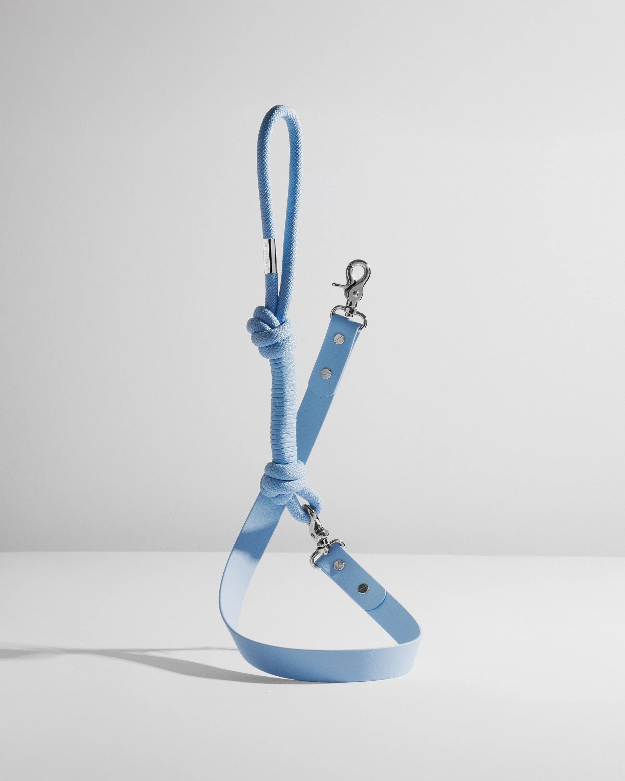 BOLD BODY in Baby blue — VALKA KUKUR Modern sophsticated leashes